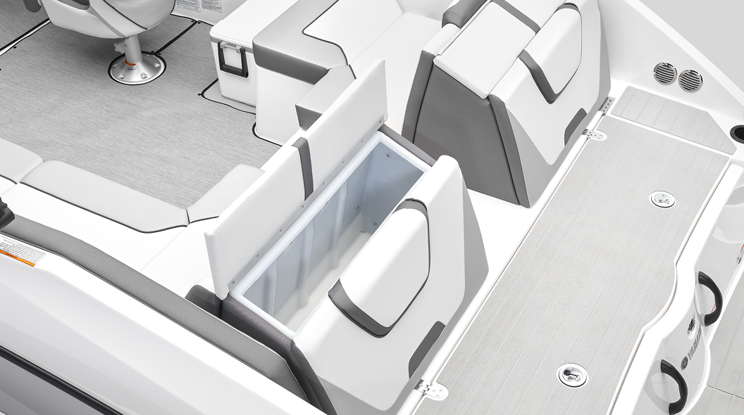 Spacious Stern Wet Storage